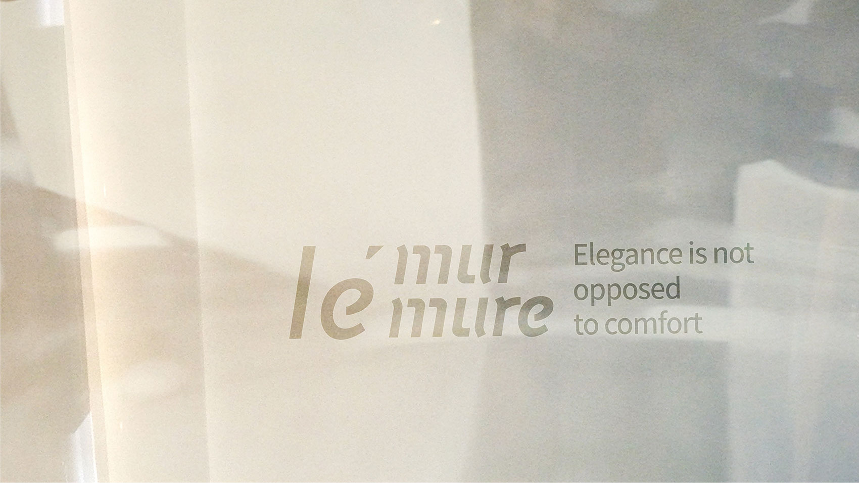 le murmure LOGO設計